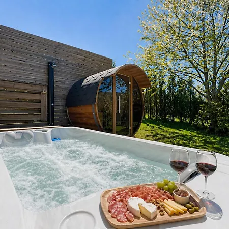 Chaly Chalet